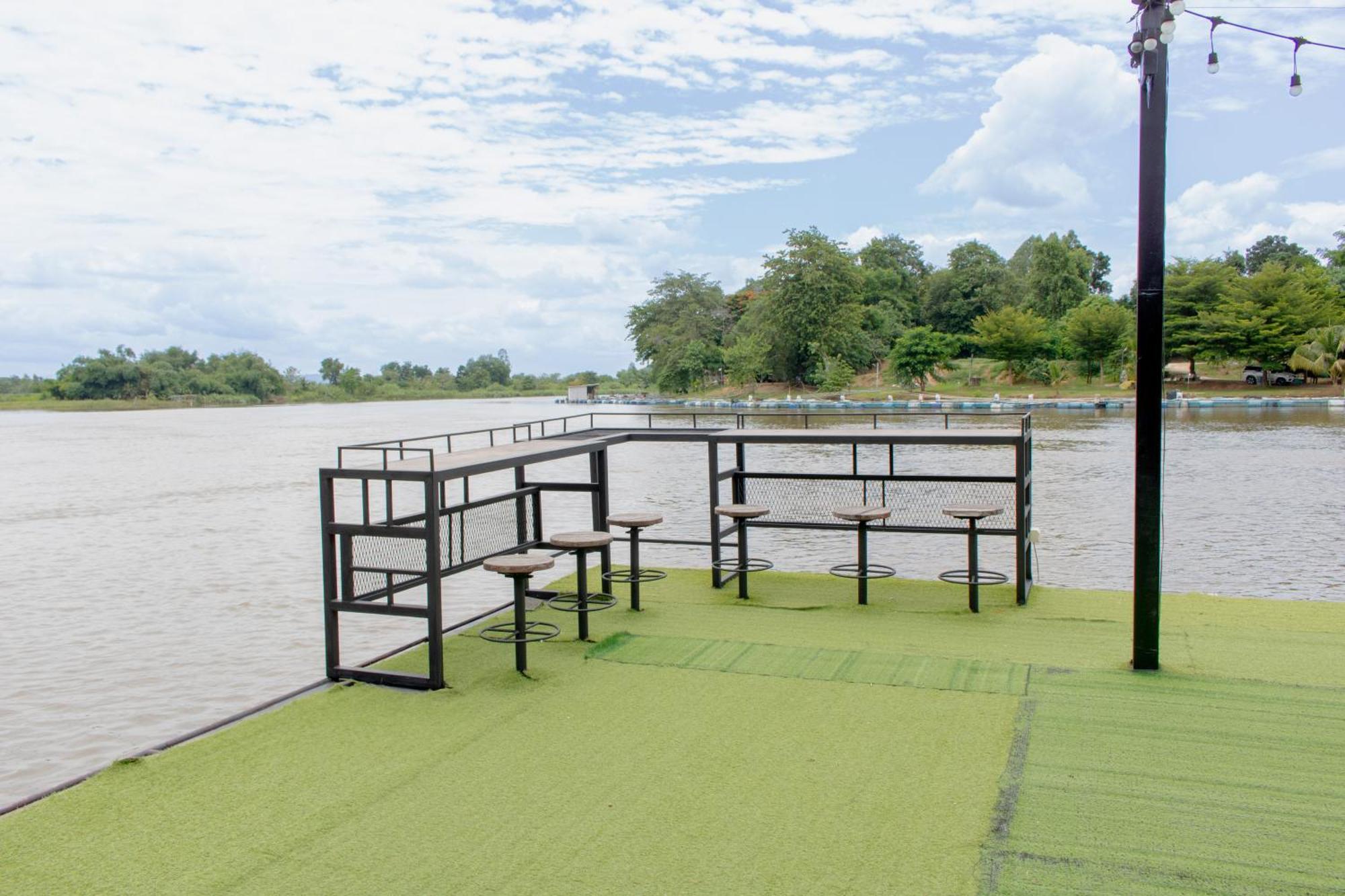 Namsai Resort Kanchanaburi Eksteriør billede
